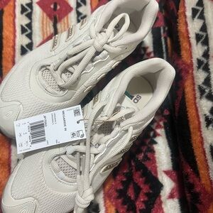 Stylish Cream Sneakers